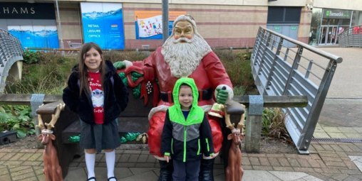 SANTA BENCH '25 WINNER!🎁